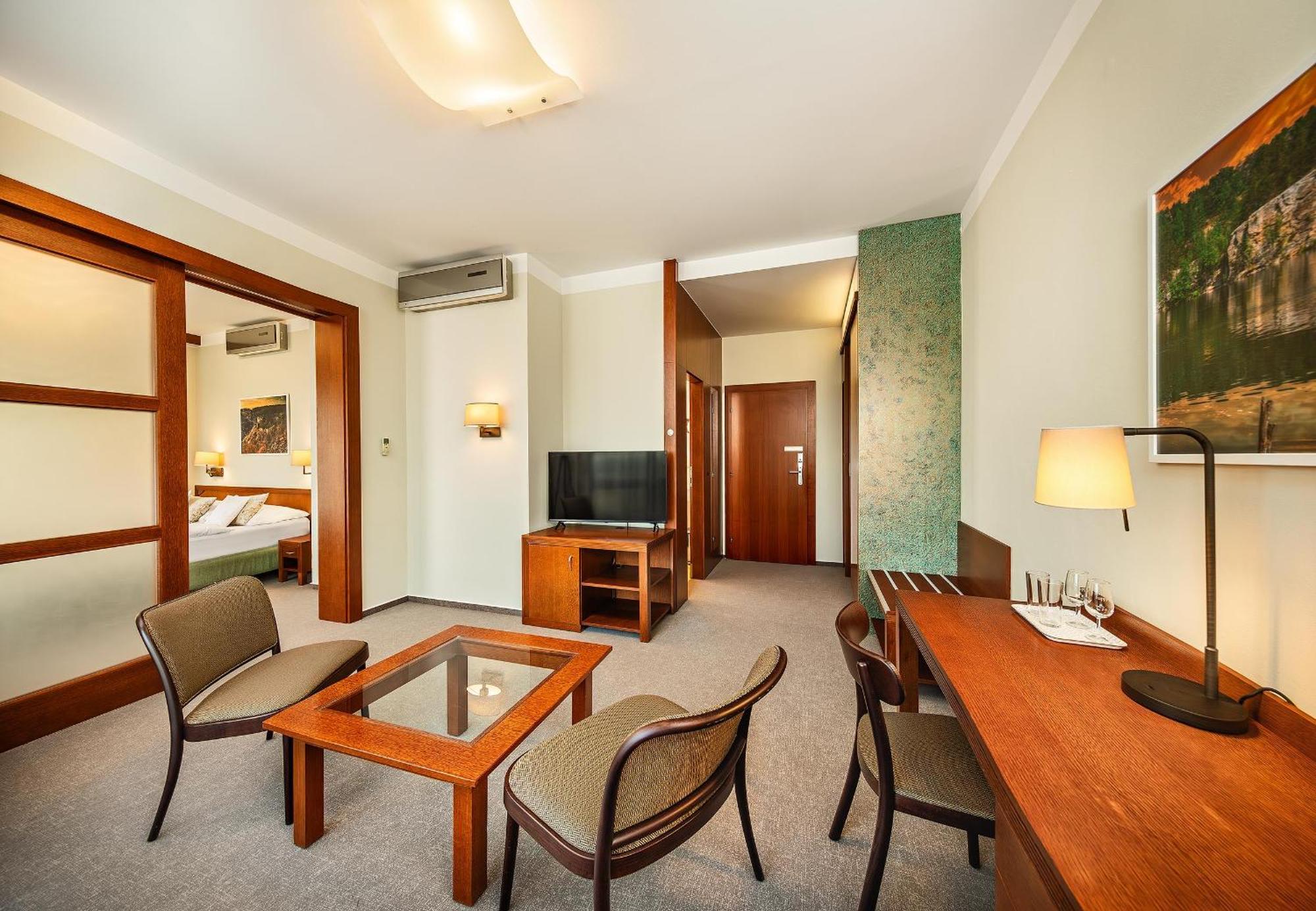 Wellness Hotel Happy Star Hnanice  Kültér fotó